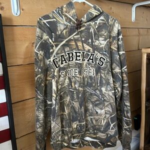 Cabela’s camo men’s hooded sweatshirt